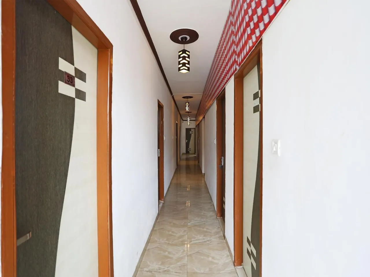 Oyo 15027 Hotel Lotus International Waranasi