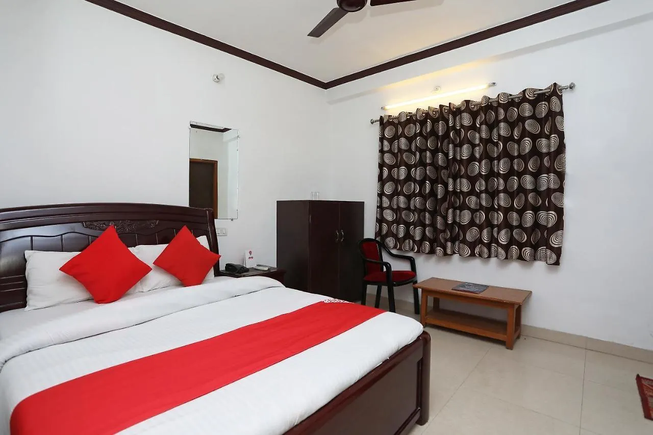 Oyo 15027 Hotel Lotus International Waranasi 3*,  Indie