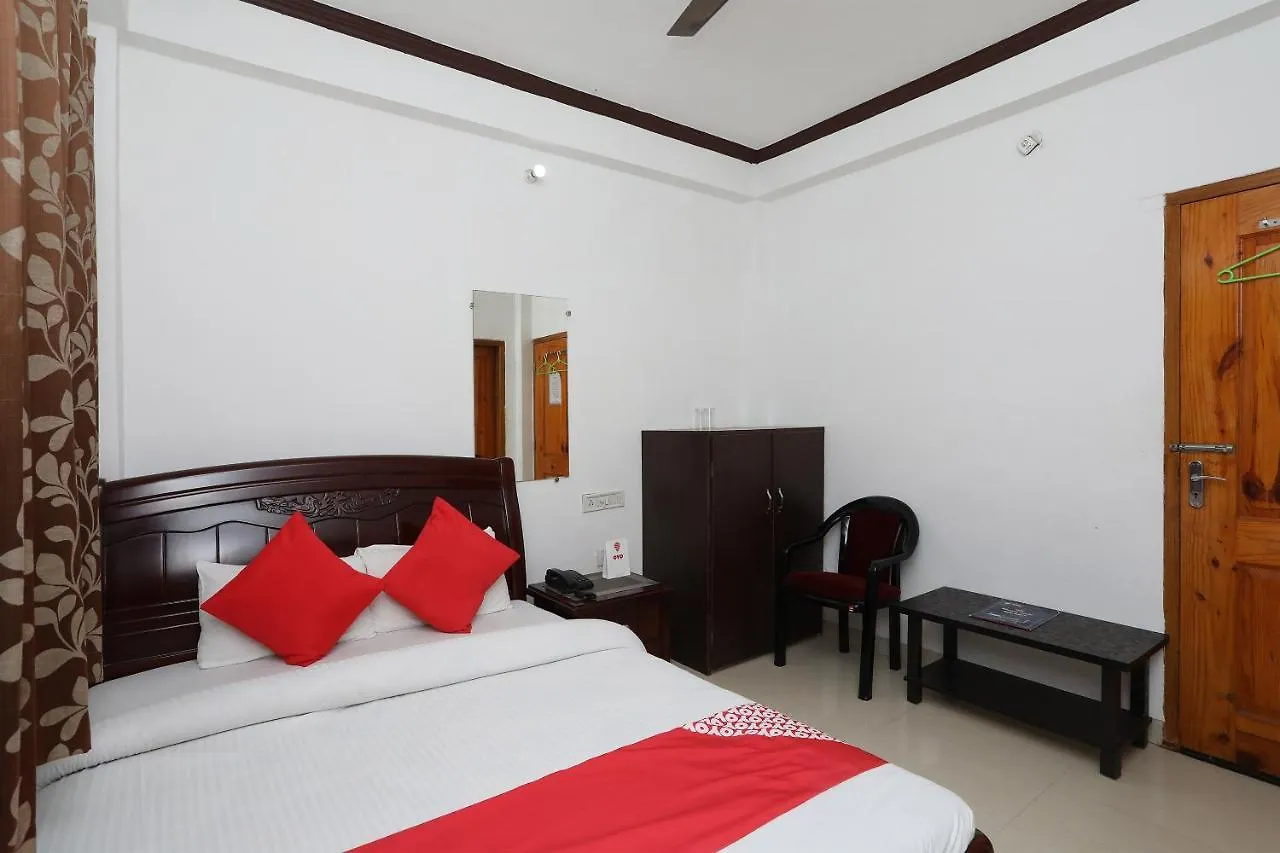 Oyo 15027 Hotel Lotus International Waranasi