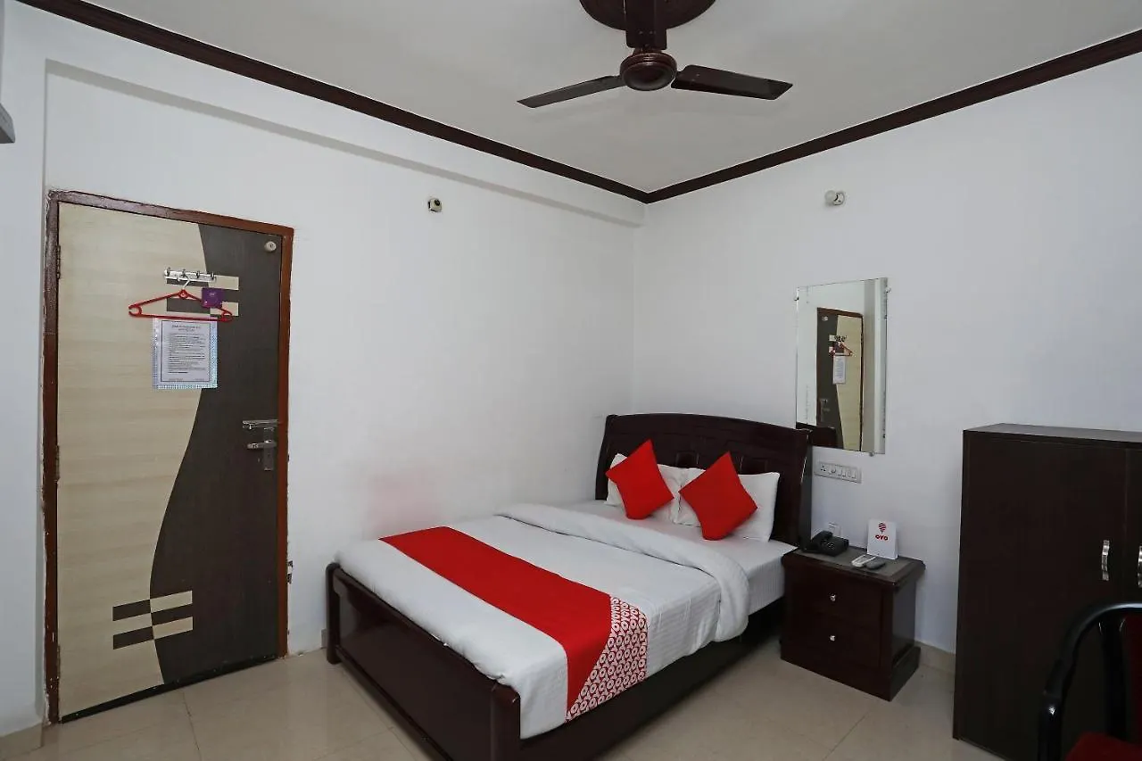 Oyo 15027 Hotel Lotus International Waranasi